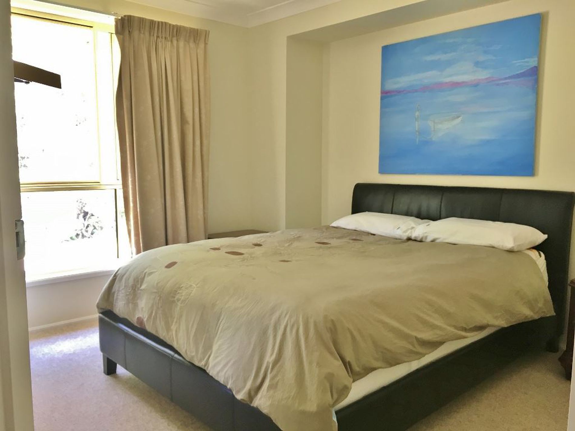 42 Valley Drive, Mollymook