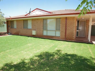 12 Watts Close, Boulder