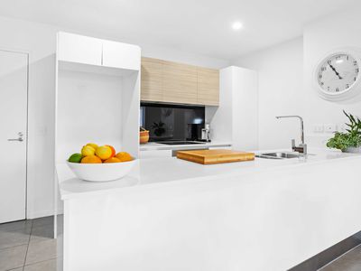 2214 / 1-7 Waterford Court, Bundall