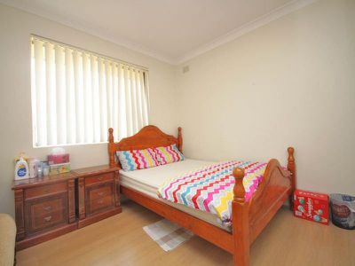 4 / 96 Sproule Street, Lakemba