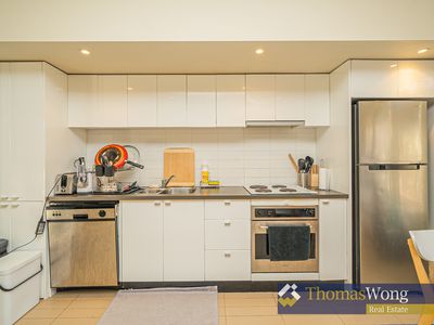 21D Browns Road, Clayton