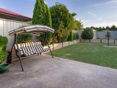 27 DALTON AVENUE, Wodonga