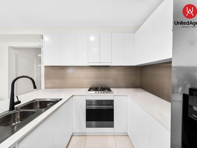 112 Village Circuit, Gregory Hills