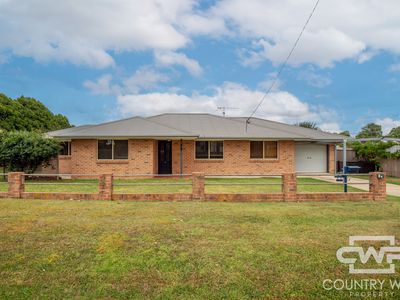 8B Urandangie Street, Guyra