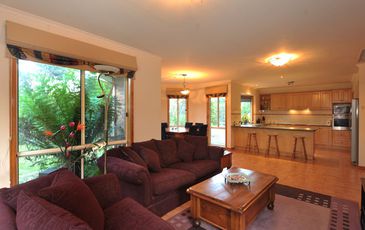 18 Rosebank Lane, Beaconsfield Upper