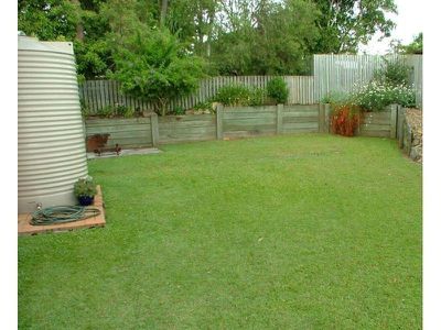 12 Chiltern Court, Rochedale South