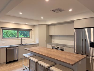 1 Simmonds Street , Mount Beauty