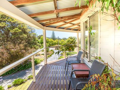 2 Maloney Close, Ocean Beach