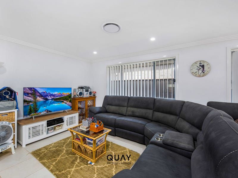 17A Cape York Street, Gregory Hills