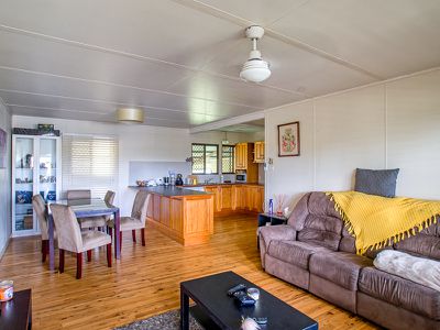 2 Urangan Street, Torquay