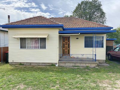 32 Burton Street, Blayney