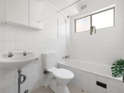 9 / 2 Melrose Avenue, Wiley Park