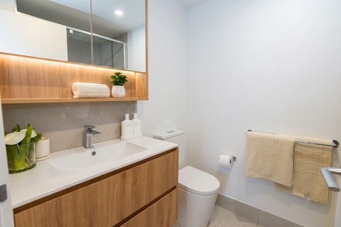 212 / 11 Waterside Retreat, Birtinya