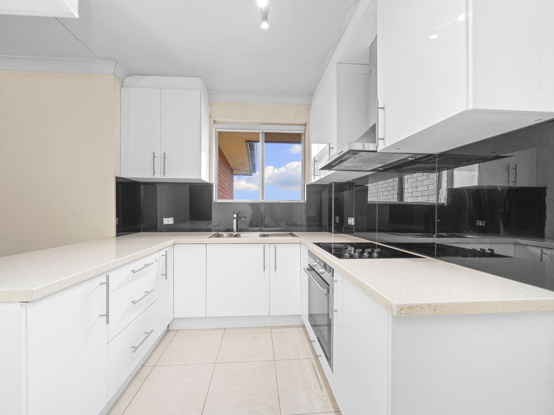 10 / 97-99 Ernest Street, Lakemba