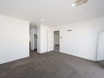 14 Ferrolana Chase, Madora Bay