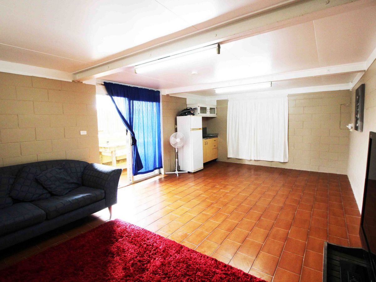 14 GRAY STREET, Atherton