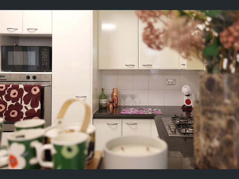 369 / 303-307 Castlereagh Street, Haymarket