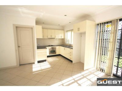 FLAT / 24 Chapel Road, Bankstown