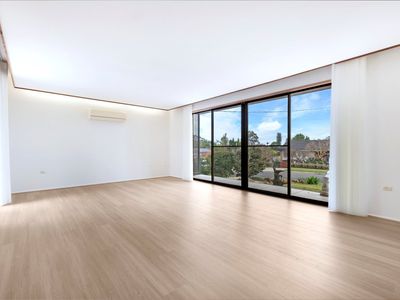 17 McMillan Avenue, Winston Hills