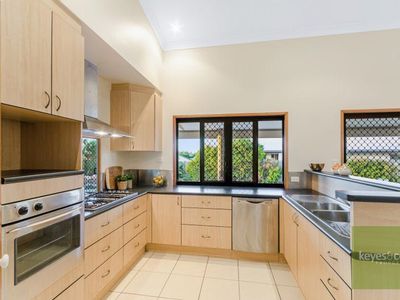 48 Monaro Circuit, Mount Louisa