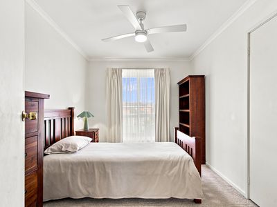 12 / 242A Raglan Street, Sale