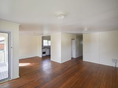 12 Neilson Crescent, Riverview