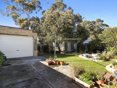 12 Rodings Street, Hadfield