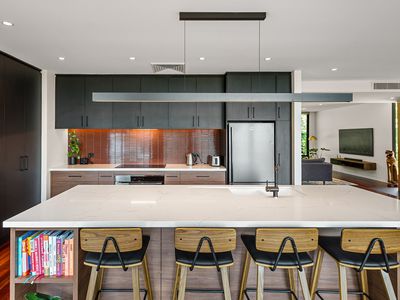 27 Cheniston Road, Mount Macedon