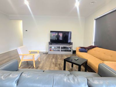 5 Pechora Street, Truganina