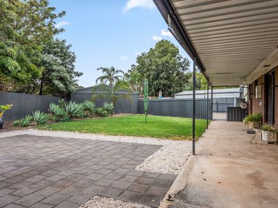 6 Cairney Place, Paralowie