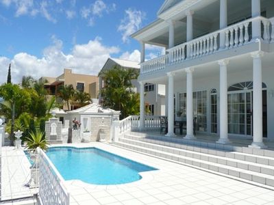 11 The Sovereign Mile, Paradise Point