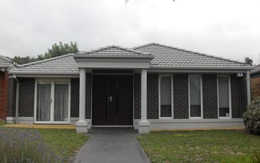 74 Fieldstone Boulevard, Beaconsfield