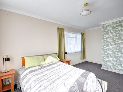 54 Chaucer Street, Milton