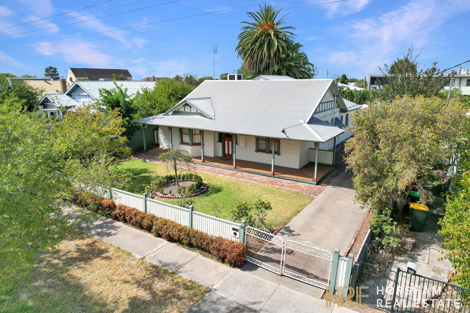 14 Bowden Street, Horsham