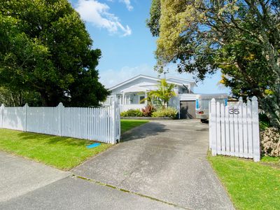 35 Mcleod Road, Henderson