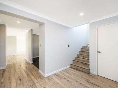 180 Lagoon Drive, Yanchep