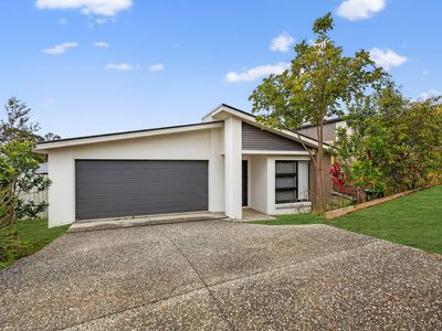 92 Lapwing Crescent, Bellbird Park
