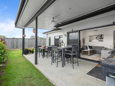 5 Bathers way, Morisset Park