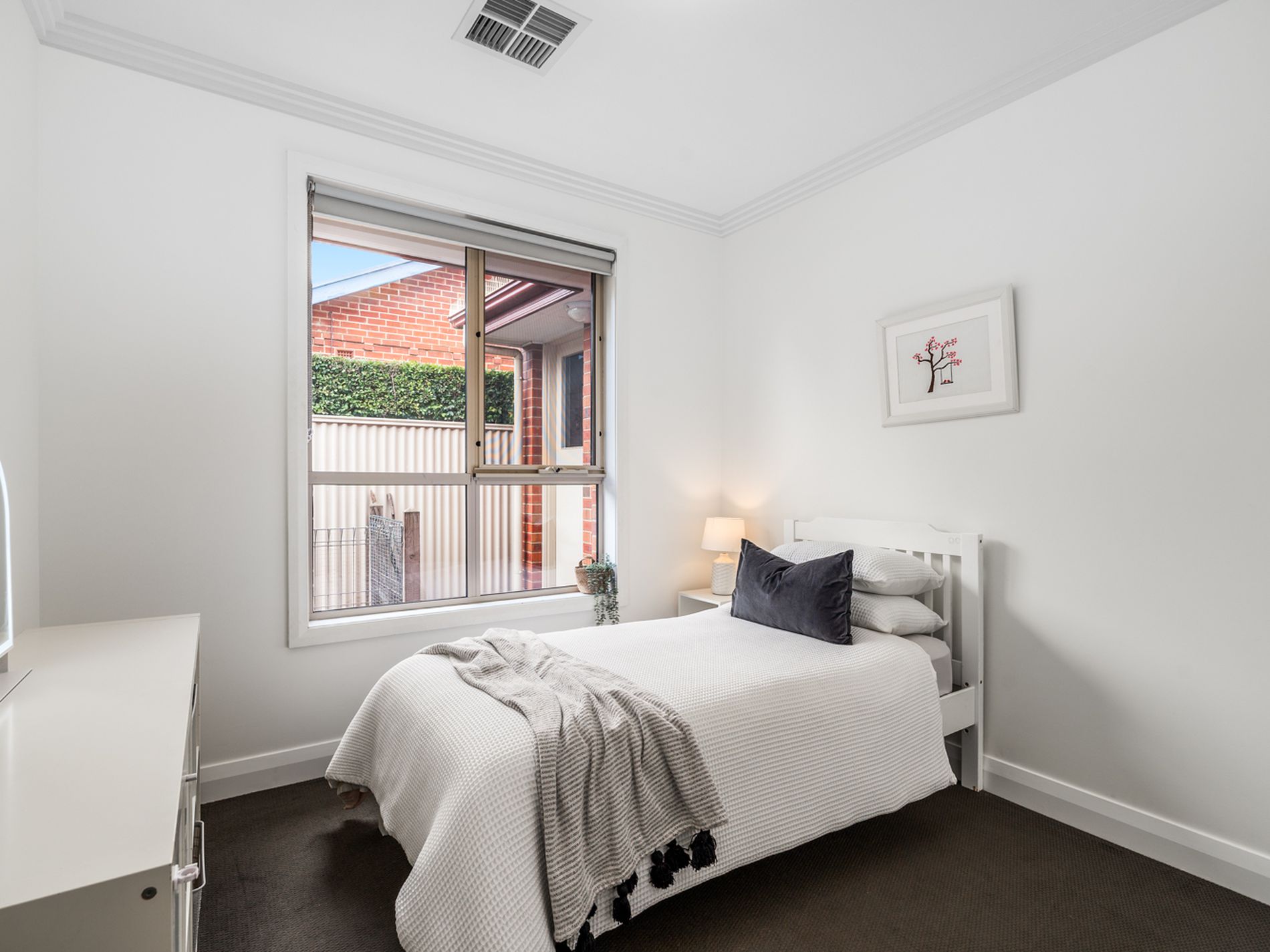 17 Maude Street, Glandore