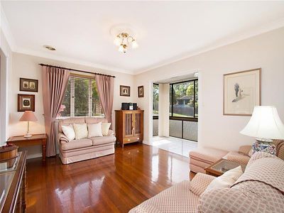 27 Anna Marie Street, Rochedale South