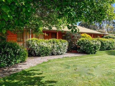 2 Kerris Cct, Seymour