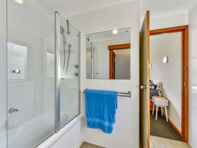 5 Wentworth Street, Beachport