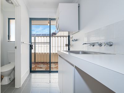 40 Delphine Ave, Dianella