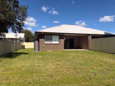 1 / 41 First Street, Weston