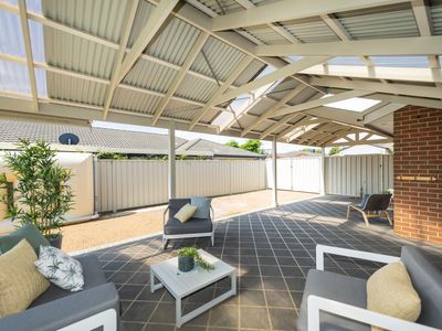 21 BEDOURIE STREET, Dunlop