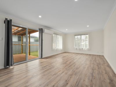 2 / 39 Adelaide Street, George Town