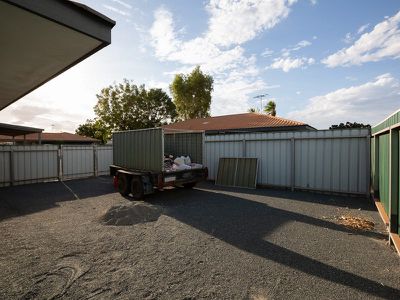 2 / 10 Dulverton Terrace, South Hedland