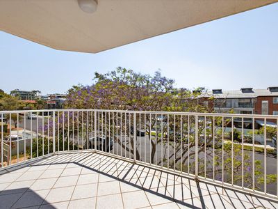 13 / 155 Wynnum North Esplanade, Wynnum