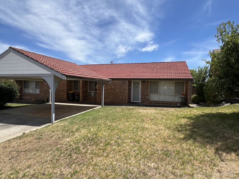 15 Village High Road, Goulburn