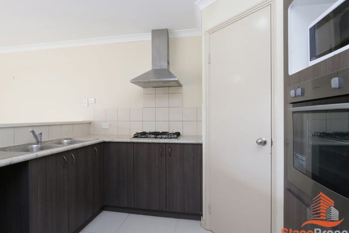 1 / 181 Manning Road, Bentley
